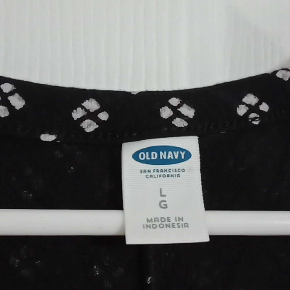 #218 Old Navy Black and White Women's V-Neck dress. Size: Large - Picture 6 of 8